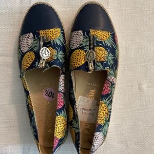 Pineapple flats